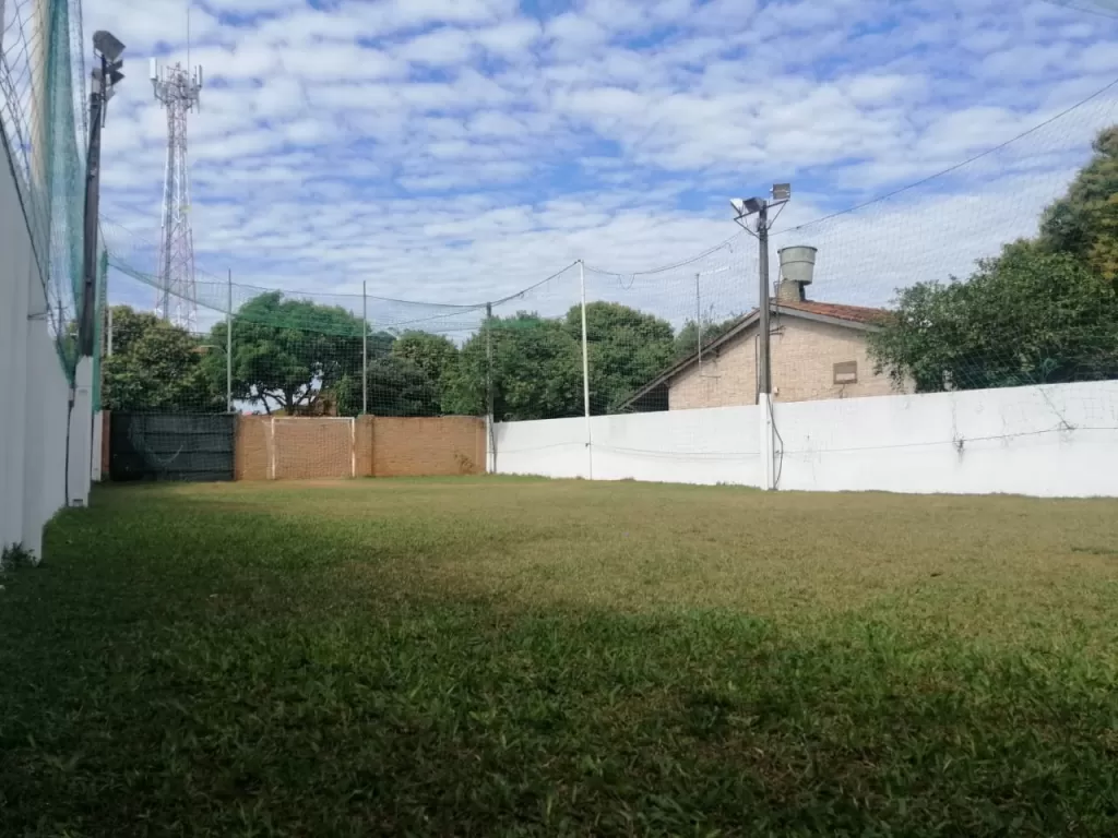 VENDO TERRENO A 200 MTRS PALACIO DE JUSTICIA LUQUE — foto 3