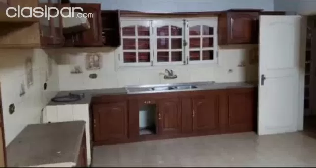 VENDO HERMOSA CASA EN EL PARANA COUNTRY CLUB DE CIUDAD DEL ESTE COD 2349 — foto 2