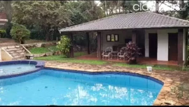 VENDO HERMOSA CASA EN EL PARANA COUNTRY CLUB DE CIUDAD DEL ESTE COD 2349 — foto 3