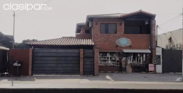Dueño Vende Casa sobre Cacique!! — foto 2