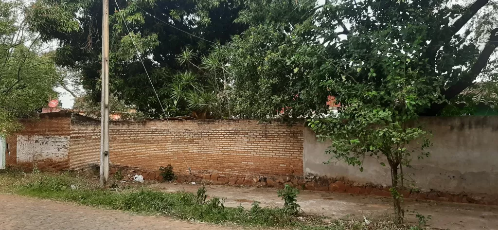 Vendo Inmueble bastante amplio ubicado en esquina En Fernando de la Mora — foto 3