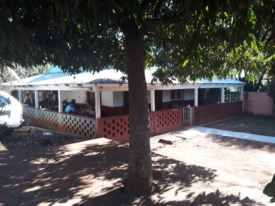 VENDO HERMOSA CASA EN CIUDAD DEL ESTE BARRIO DON BOSCO — foto 2