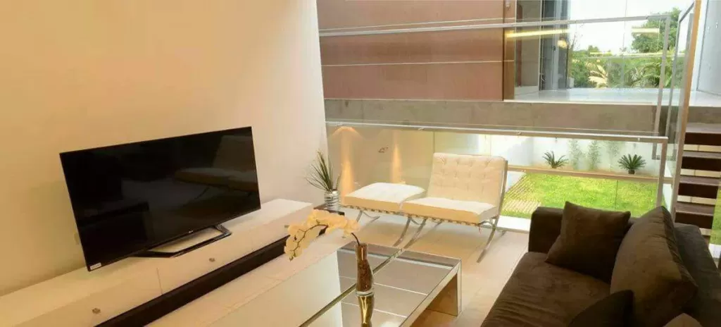 VENDO HERMOSO Y AMPLIO DUPLEX EN VILLA AURELIA — foto 2