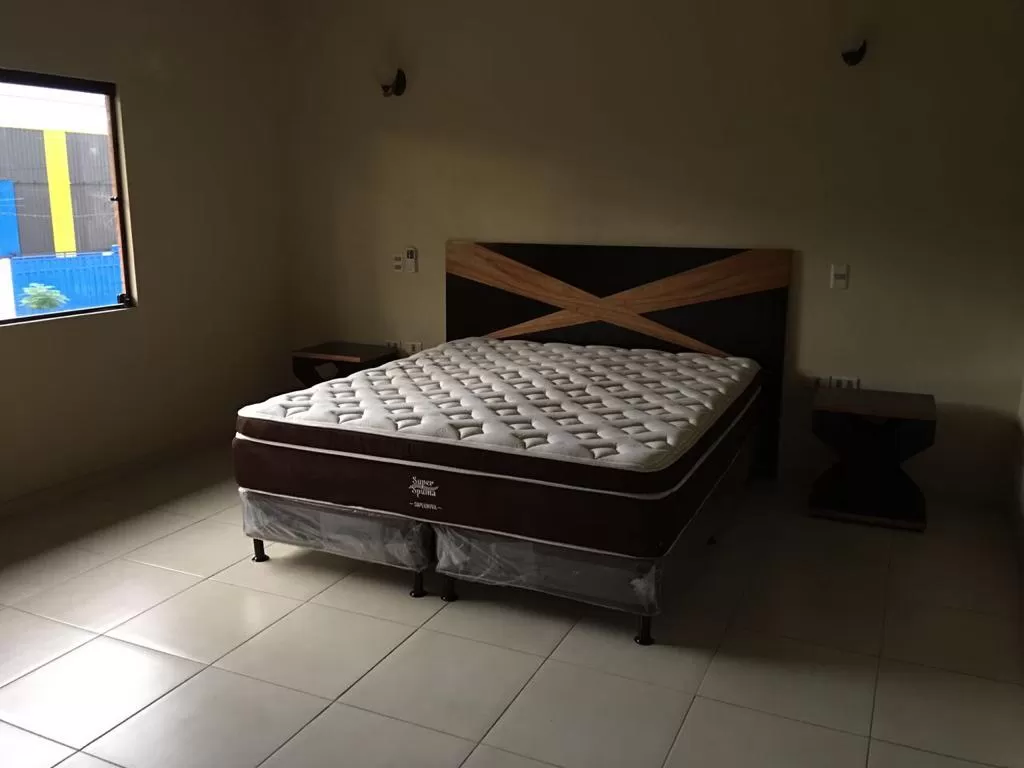 ALQUILO LUJOSO DPTO AMOBLADO EN CENTRAL PARK ASUNCION BARRIO TRINIDAD — foto 2