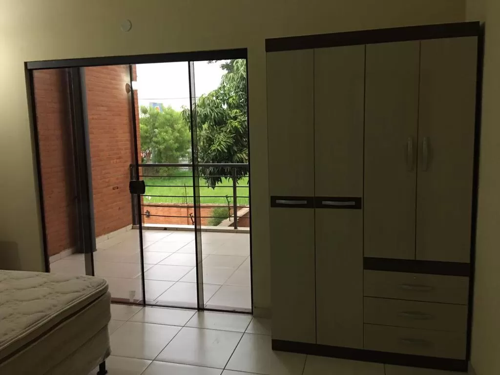 ALQUILO LUJOSO DPTO AMOBLADO EN CENTRAL PARK ASUNCION BARRIO TRINIDAD — foto 3