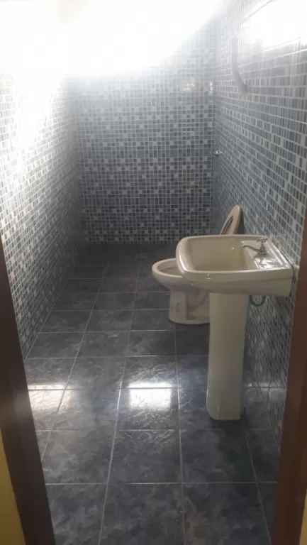 Vendo casa titulada zona 4vientos-Luque — foto 2