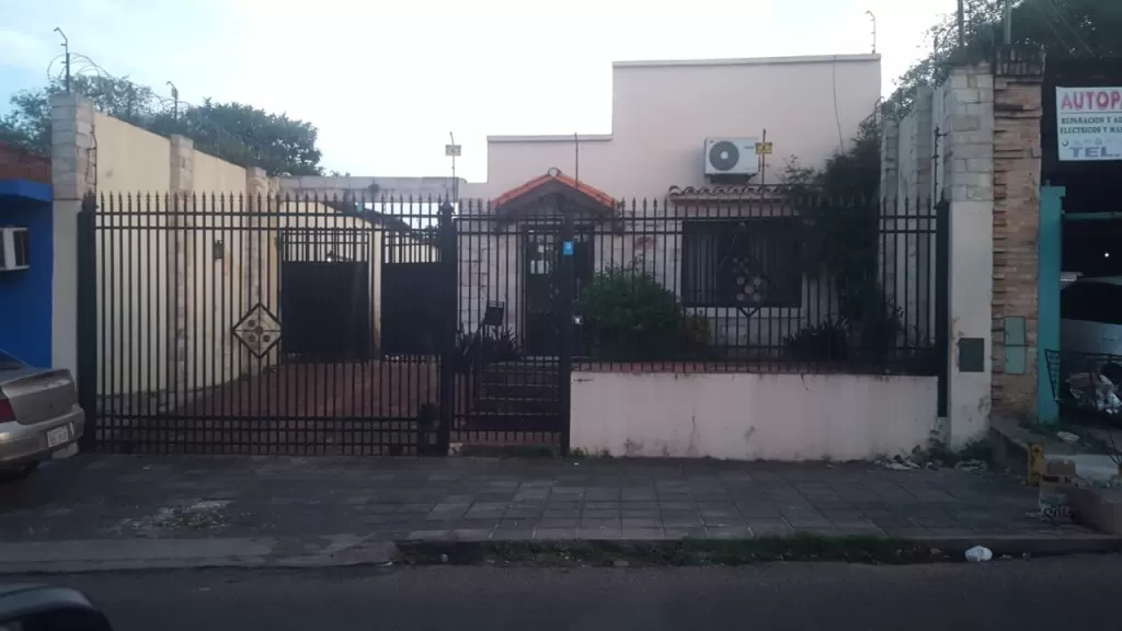 VENDO LOCAL EN ASUNCIÓN ESPECIAL PARA OFICINA UBICACIÓN ESTRATÉGICA — foto 2