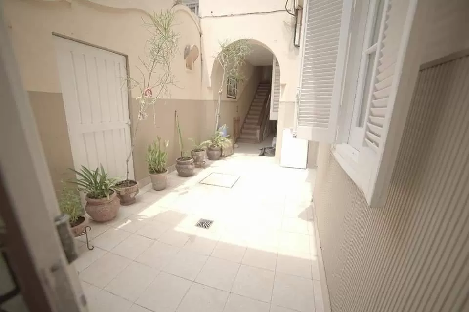 Casa antigua IMPECABLE — foto 2