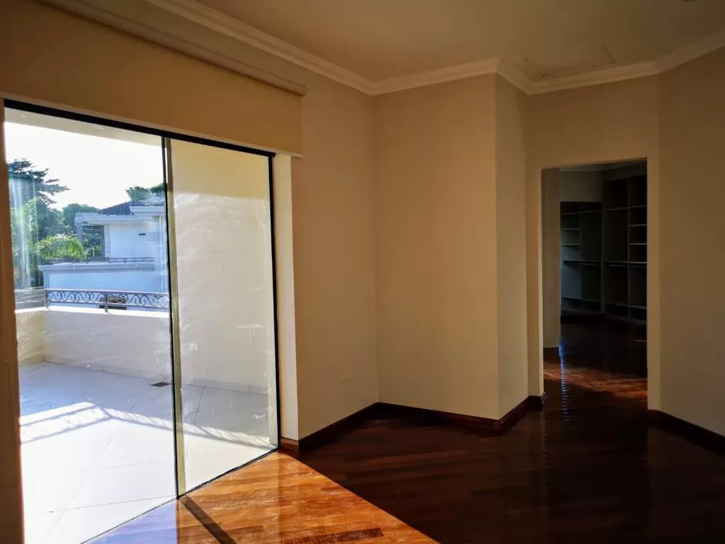 En alquiler amplio departamento de 3 dormitorios a estrenar,Barrio Herrera! — foto 3