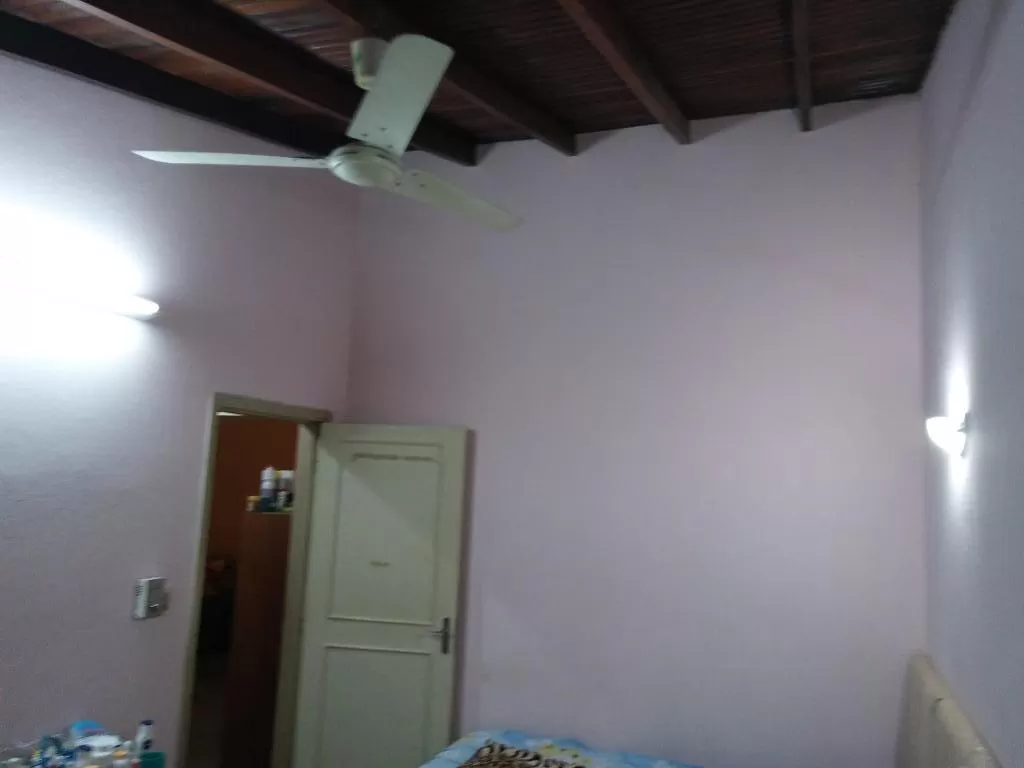 Vendo!! Casa de 2 pisos en Mariano Roque Alonso excelente ubicación especialpara inversión — foto 3