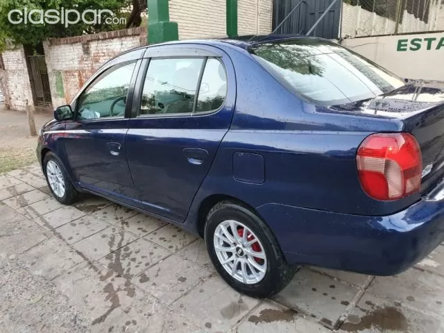 Toyota Platz 2001 — foto 3