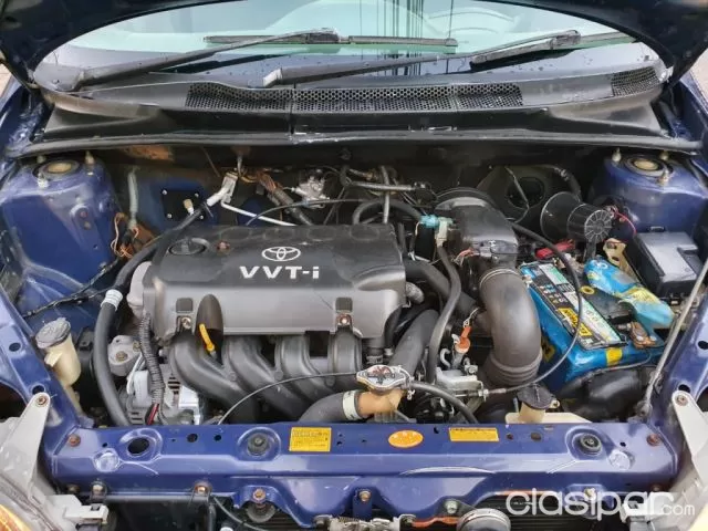 Toyota Platz 2001 — foto 5