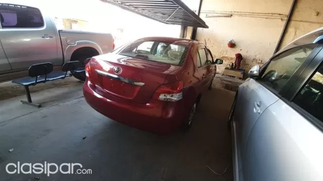 Toyota Belta 2006 - foto 2