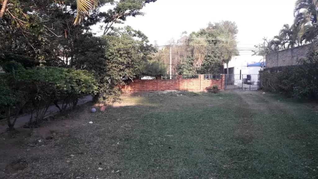 Vendo terreno en primer presidente excelente ubicacion — foto 2