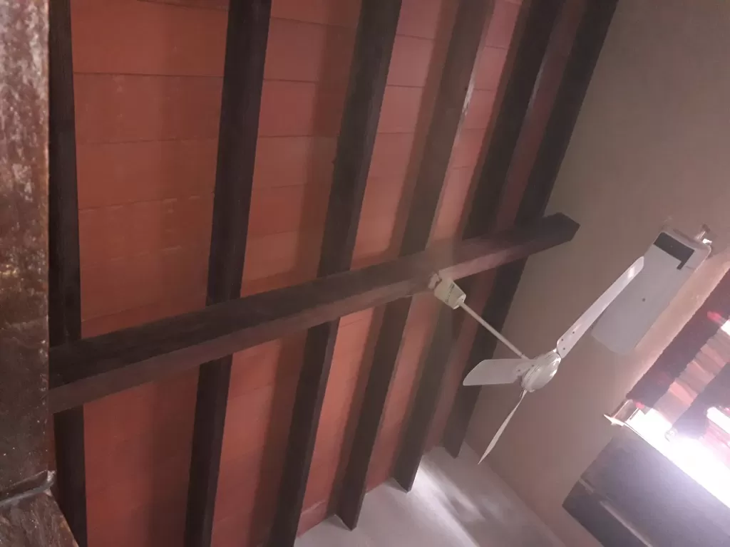 Vendo hermosa casa zona céntrica de limpio — foto 2