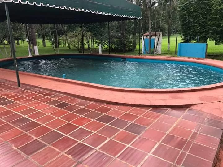 VENDO HERMOSA PROPIEDAD EN PARAGUARI COD 2380 PRECIO: 700.000 USD. — foto 2