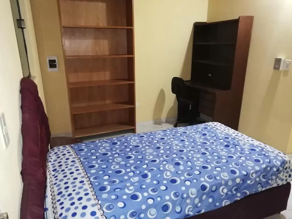 Habitación con baño privado a 2 cuadras de la UCA — foto 2