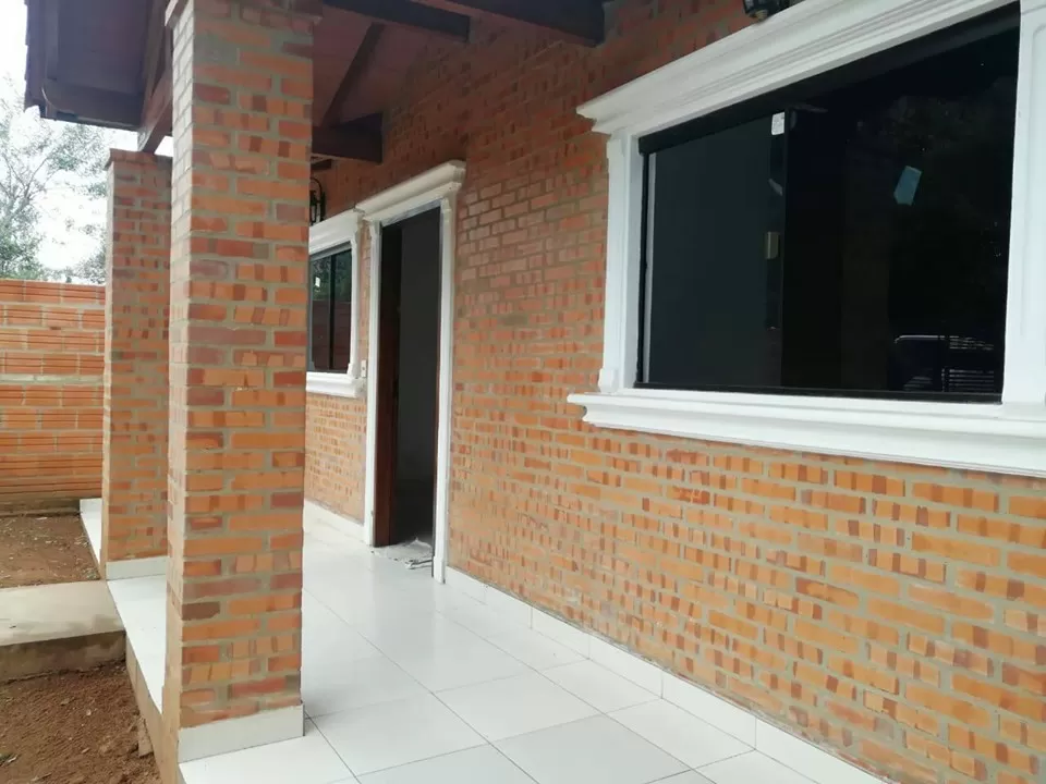 __VENDO CASA A ESTRENAR EN CAPIATA, A 50 METROS DEL ASFALTO. KM 24 RUTA 2 — foto 2