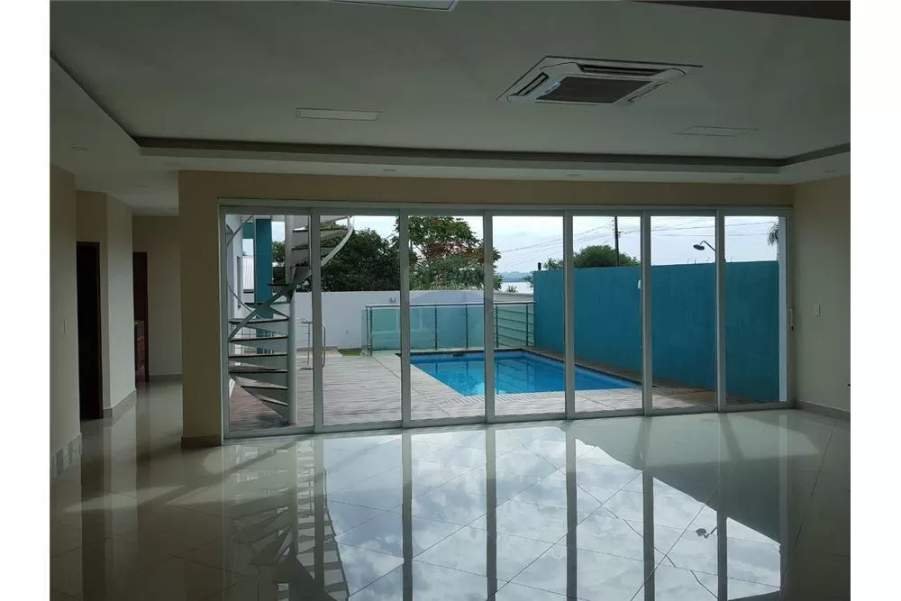 Casa residencial en Encarnacion — foto 2