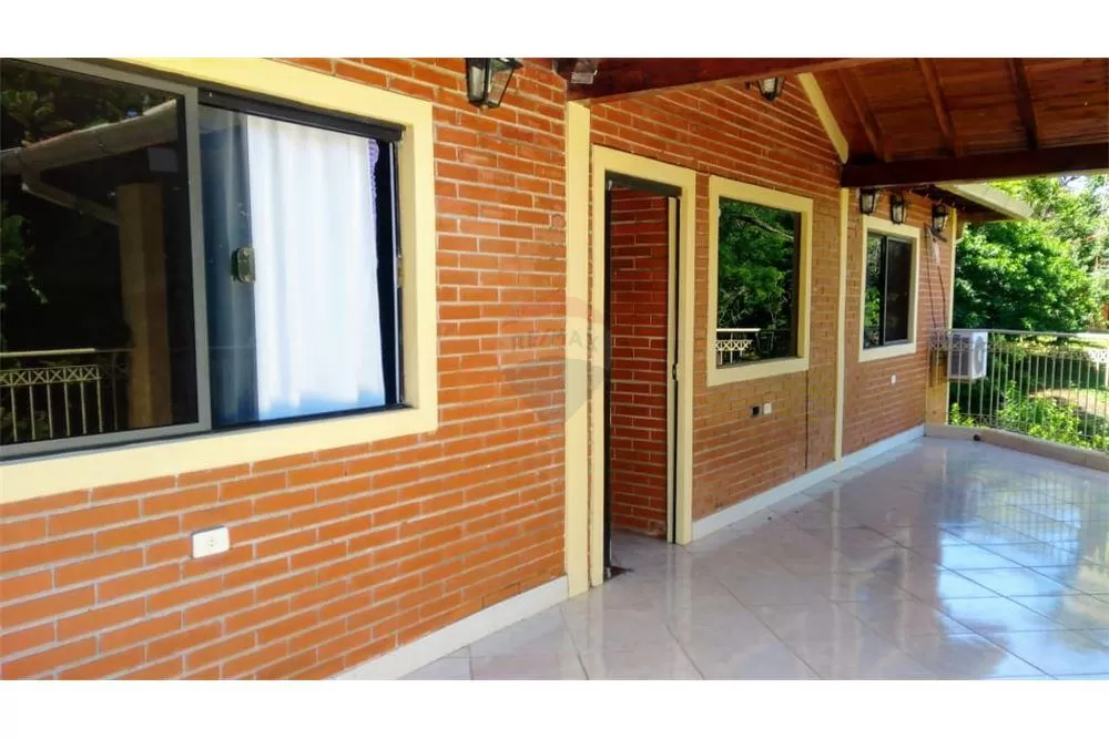 Casa en Rio Beach-Encarnación — foto 3