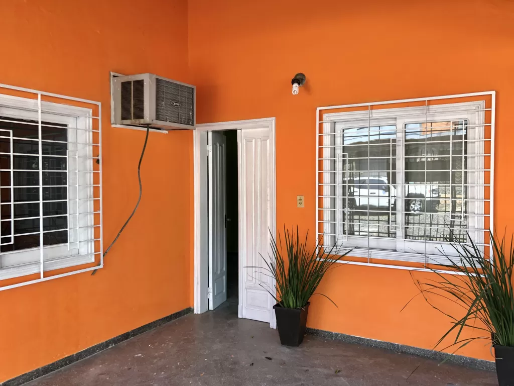 CASA EN BARRIO SAN VICENTE, OFERTA!! — foto 3