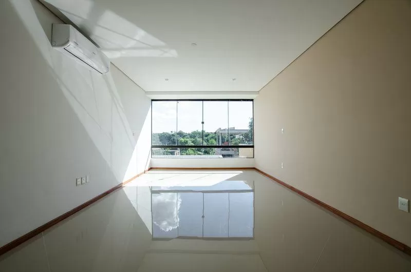Alquilo Hermoso Triplex – Barrio Mburucuya — foto 3