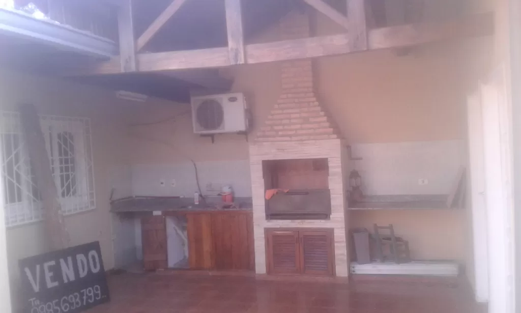 Vendo casa en Villa Eliza zona sol de america barrio villa Bonita a una cuadra del asfalto — foto 3