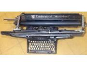 vendo maquina de escribir antigua underwood standard funciona
