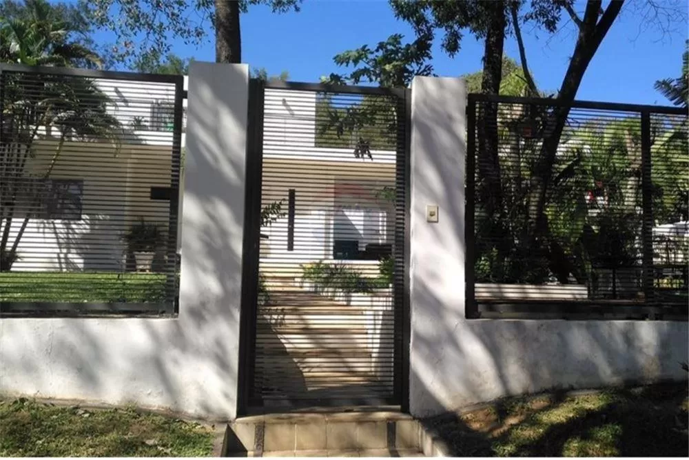Casa de Verano en esquina San Bernardino 425,000 USD — foto 2