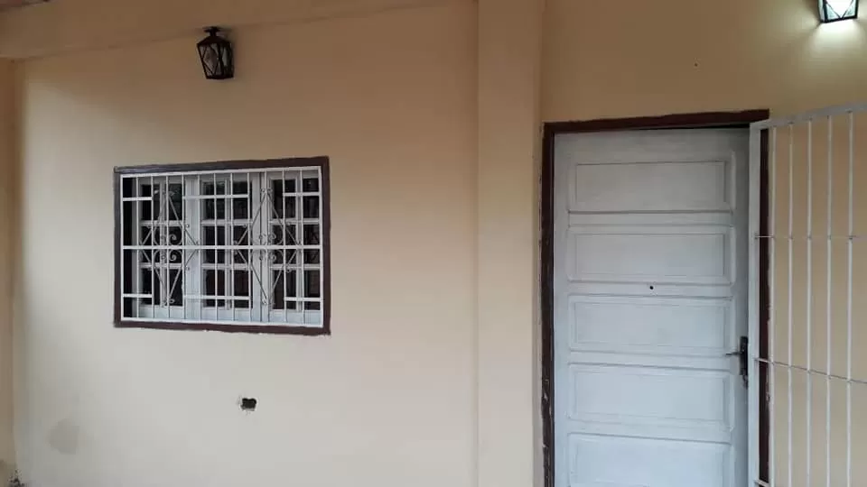 Vendo casa en Capiata en Km 20 Entre Ruta 2 y Ruta 1 (PRECIO CONVERSABLE) — foto 3