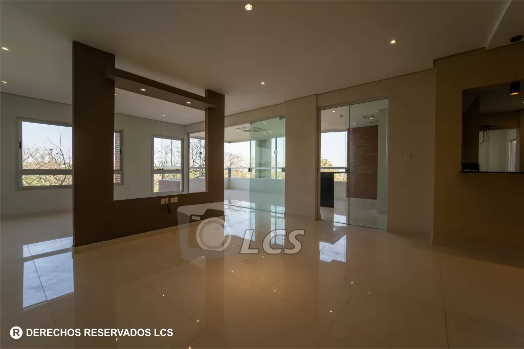 DEPARTAMENTO EN LAMBARÉ, ZONA YACHT Y GOLF CLUB — foto 2