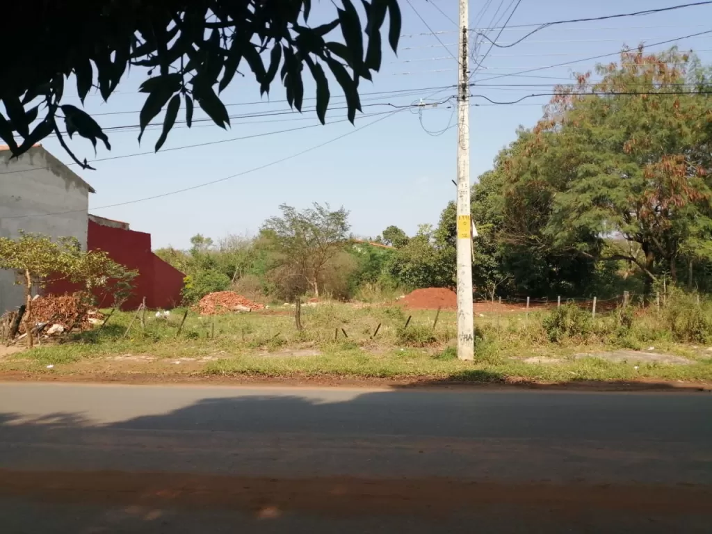VENDO TERRENO SOBRE ASFALTO EN LUQUE ZONA BARRIO PRIMAVERA COD 2436 — foto 3