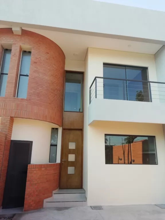 ALQUILO HERMOSO DUPLEX A ESTRENAR EN VILLA ADELA, DE LUQUE — foto 2