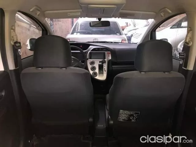 Toyota Ractis 2008 - foto 2