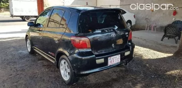 Toyota Vitz 2001 — foto 3