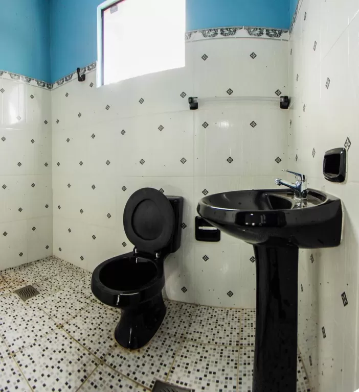Salón Comercial a estrenar -Zona Colegio de Policías. -Luque-Ñu Guazú. — foto 2