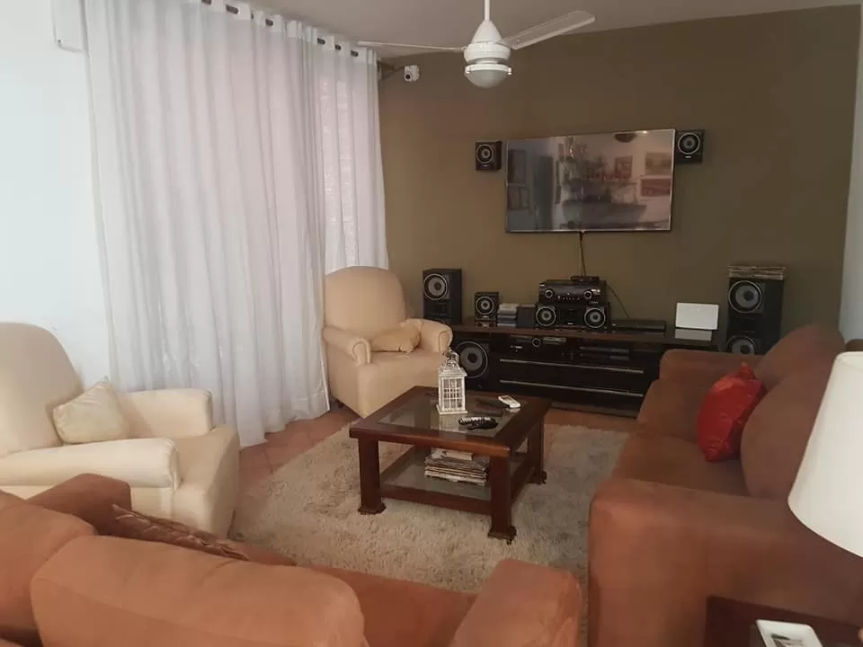 VENDO HERMOSA CASA BARRIO MBURUCUYA!! — foto 3