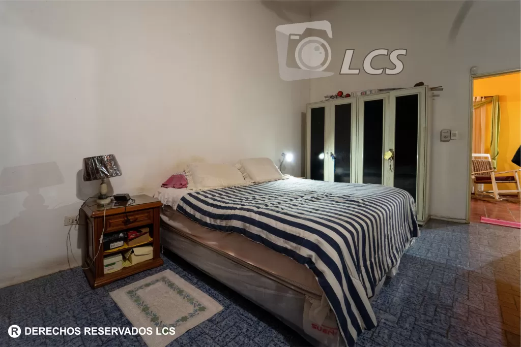0148 CASA EN BARRIO SANTA LIBRADA, ZONA AVDA. PERÓN — foto 3