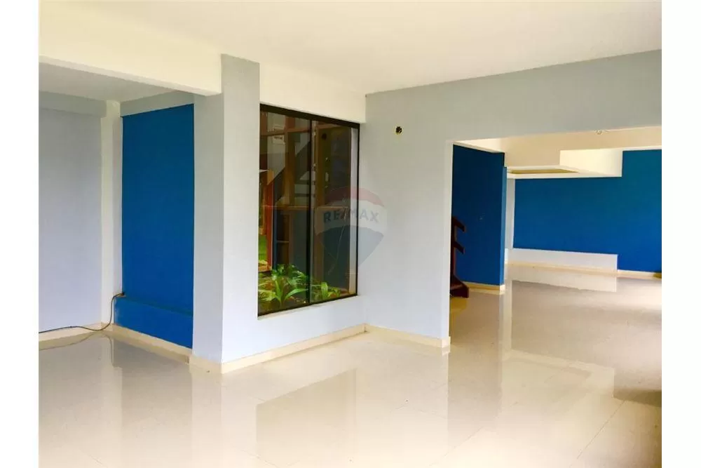 EN VENTA RESIDENCIA PREMIUM EN EL PARANA COUNTRY — foto 2