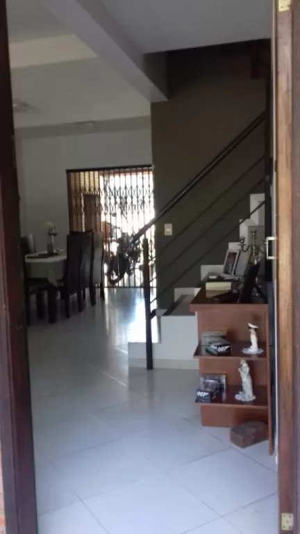 VENDO DUPLEX EN LAMBARE ZONA HIPERPUEBLO — foto 2