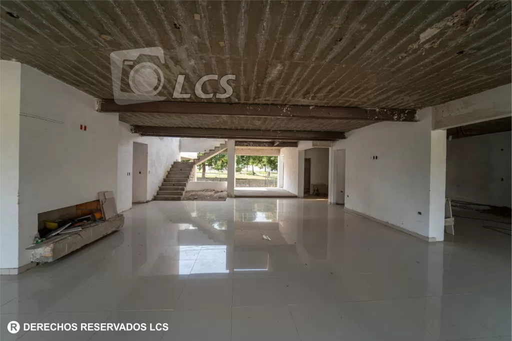 0193 RESIDENCIA A TERMINAR EN LAMBARÉ, ZONA YACHT Y GOLF CLUB — foto 2