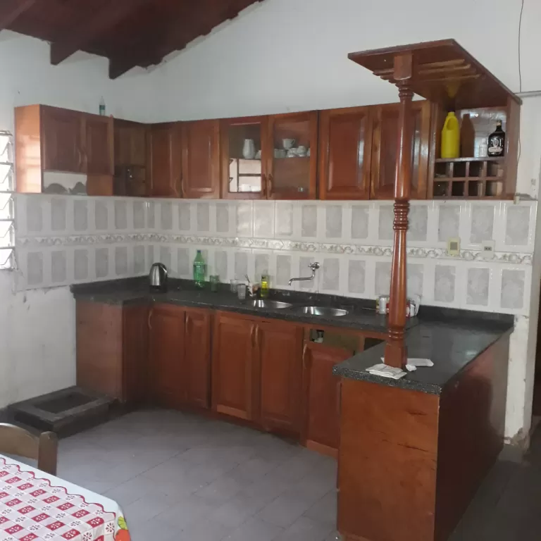 Amplia Vivienda en la ciudad de Atyra — foto 2