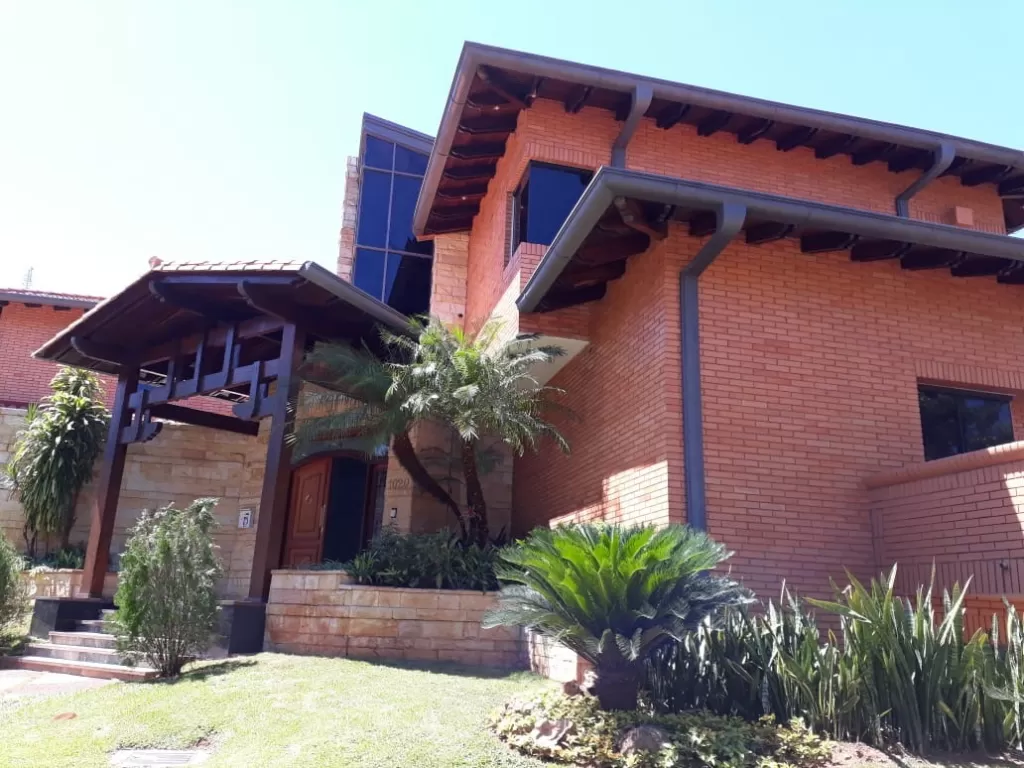 Residencia en venta zona Parque de la Salud — foto 3