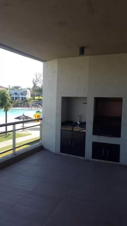 VENDO LUJOSO DEPARTAMENTO — foto 3
