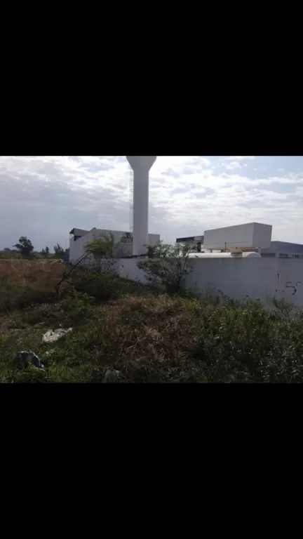 Terreno de 1920 m2 para empresas o particulares — foto 2