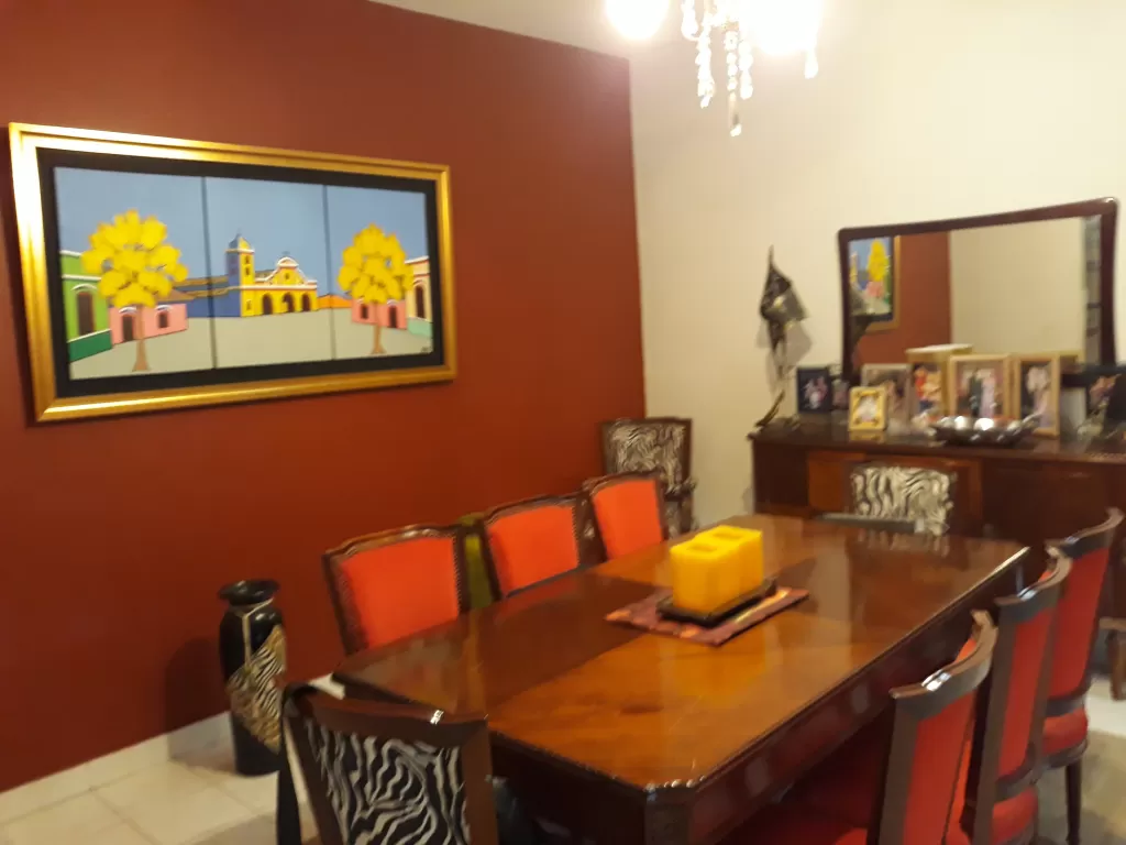 Vendo excepcional casa en Lambaré. Barrio Felicidad — foto 3