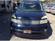 TOYOTA VOXI RECIEN IMPORTADO AÑO 2005 MOTOR 2.O RECIEN IMPORTADO TR. AUGUSTO
