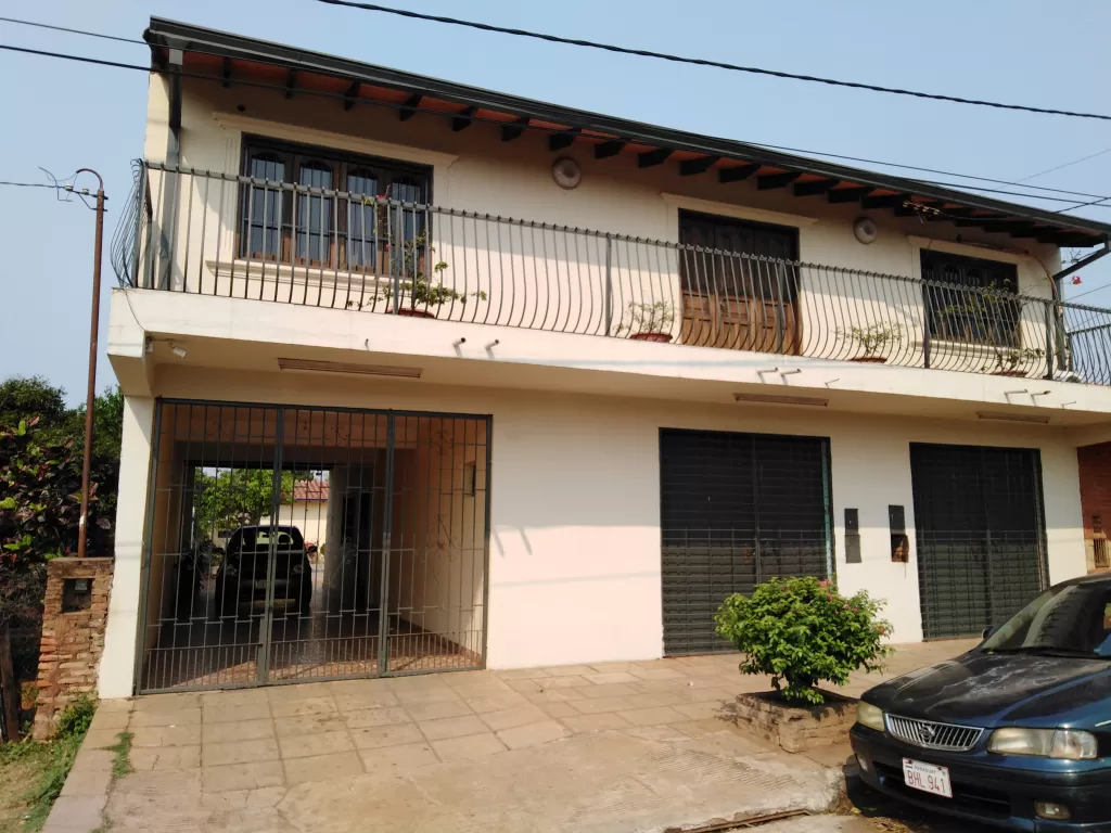 Una casa de dos plantas — foto 2