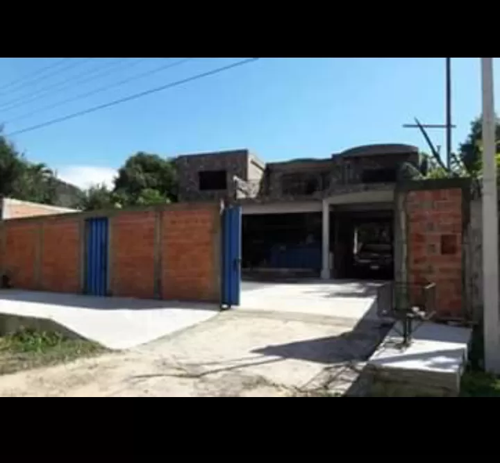 VENDO CASA EN MARIANO ROQUE ALONSO ZONA DEL EX SUPER ESPAÑA COD 2324 PRECIO: 680.000.000 — foto 3