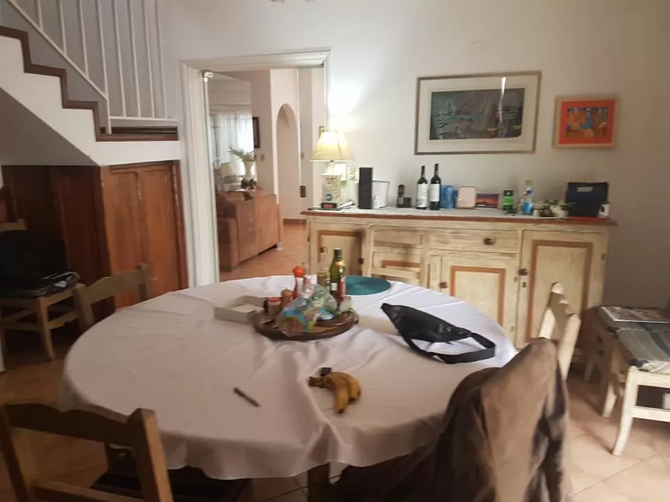 VENDO HERMOSA CASA EN BARRIO MBURUCUYA ZONA AVDA. SANTISIMA TRINIDAD — foto 3